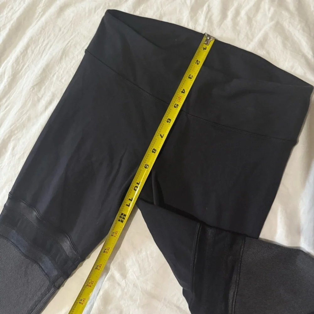 ALO Yoga Black Leggings Athletic Wear